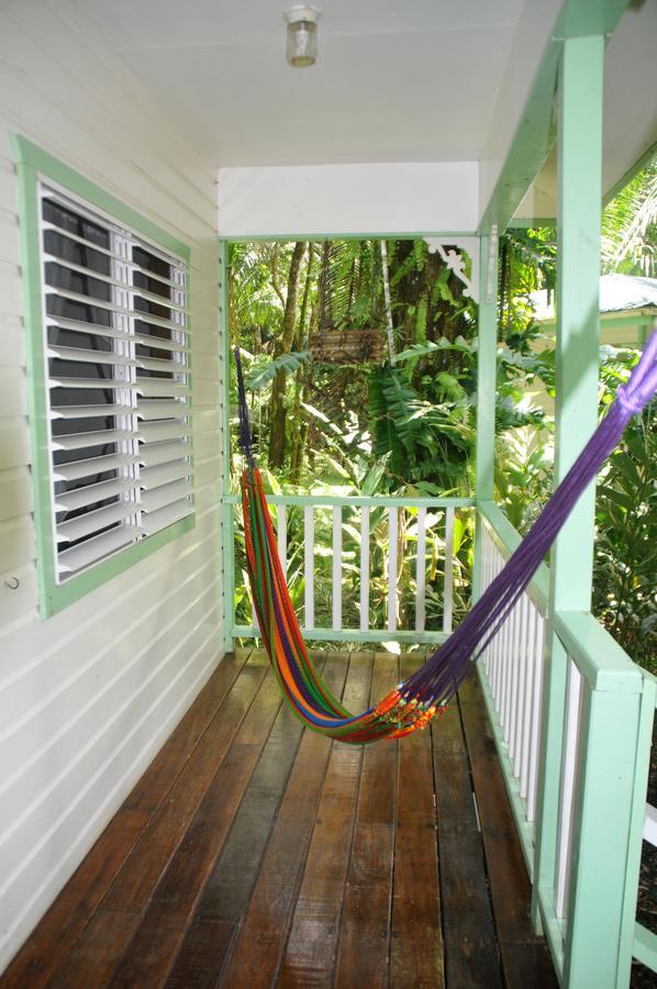Hickatee Cottages, Belize, Central America Punta Gorda Bagian luar foto